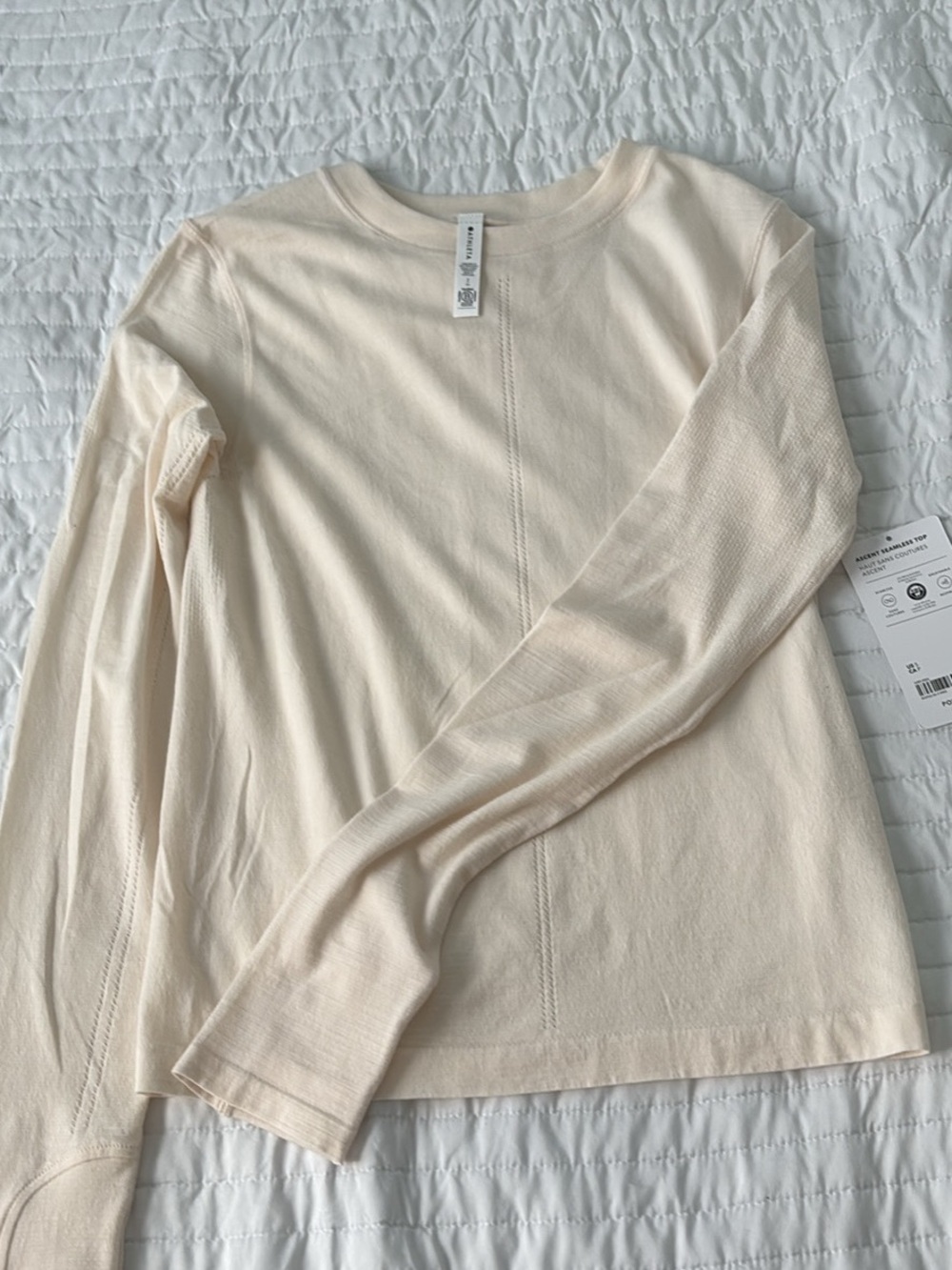 Athleta Ascent Seamless Top - Women’s Small - Cream